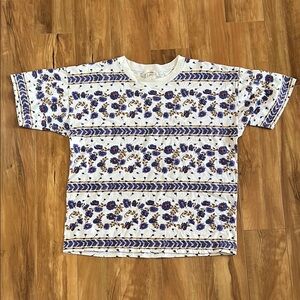 Vintage 90s Victoria’s Secret - Victoria’s sport cotton floral print tee